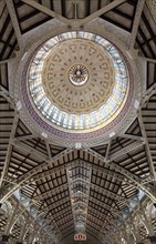 Roof construction and dome with artistic tile decor