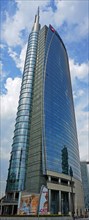 Torre Unicredit skyscraper at Milano Porta Garibaldi station