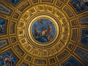 Artistic dome with mosaic