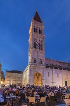 Restaurants in the Old Town near St. Laurentius Cathedral