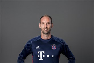 Goalkeeper Tom Starke of FC Bayern Munich