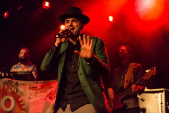 The Swiss reggae and ragas singer Dodo live in the Schuur Lucerne