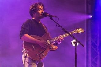 The German German Folktronica duo Milky Chance