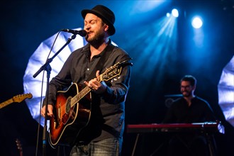The Swiss singer and songwriter Lukas Linder alias Henrik Belden with band at the record baptism live in the Schuur Lucerne