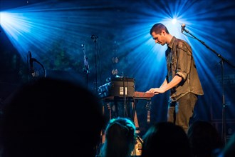 The Swiss musician Nick Furrer with his project Haubi Songs live in Lucerne