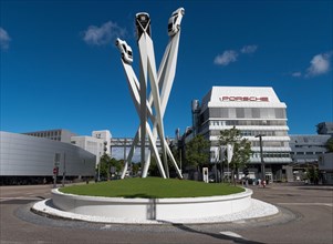 Porsche plants and sculpture Inspiration 911 at Porscheplatz