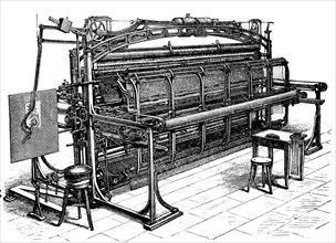 Knitting machine