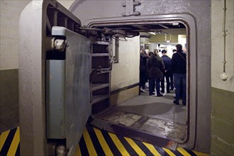 Guided tour of the Government Bunker Documentation Centre