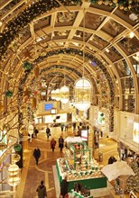 Christmas decoration in the shopping centre Allee Center