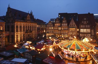 Christmas Market at the Market Square with House Schutting