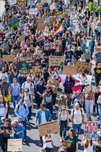 Demonstration of pupils and young people