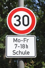 Traffic sign Speed limit 30 Km / h