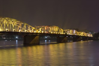 Panoramic view of Truong Tien bridge at night