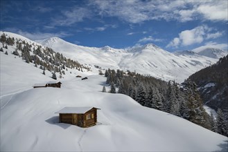 Alpine huts on Mount Tscheyeck with Schafkogel