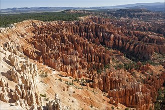 View of Bryce Amphitheater from Inspiration Point