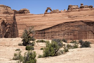 View of Delicate Arch from upper Delicate Arch Viewpoint