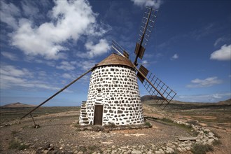 Windmill in Villaverde