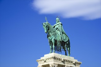 Equestrian statue of King Stephen I of Hungary
