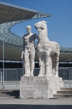 Monumental sculpture Rossefuhrer of Josef Wackerle