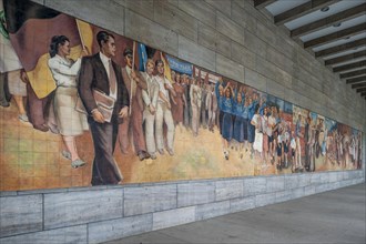 Monumental mural Aufbau der Republik