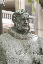 Bronze sculpture of Ernest Hemingway