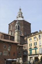Cathedral and Broletto