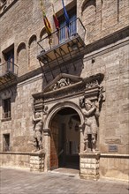 Doorway of the Palacio de los Condes Morata o des Luna