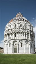 Battistero baptistery in the Piazza del Duomo