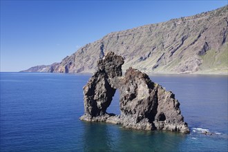 Las Playas Bay with the Roque de Bonanza rock arch