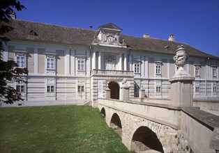 Rohrau Castle