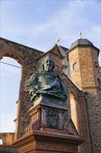 Monument to Count Philipp Ludwig II. and Walloon church