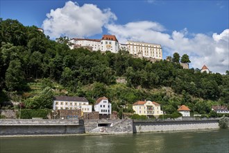 View over the Danube to the castle Veste Oberhaus