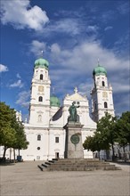Cathedral St. Stephan with the statue of King Maximilian Joseph I of Bavaria Passau