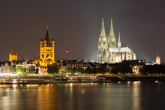 City panorama of Cologne at night