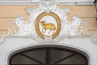 Relief over the entrance of the former Gasthaus Zum Goldenen Lamm guesthouse
