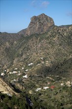 Vallehermoso with the rock massif Roque Cano