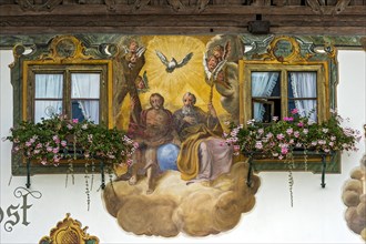 Luftlmalerei mural of the Holy Trinity