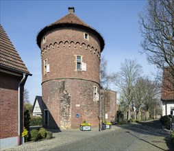 Diebesturm or Geuturm tower from the medieval city-fortifications