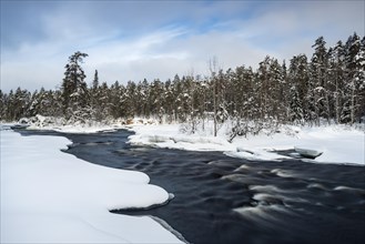 Winter landscape by Oulankajoki river