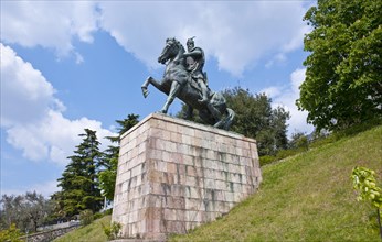 Skanderberg monument