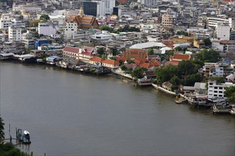 Views of the city center by the Chao Phraya River