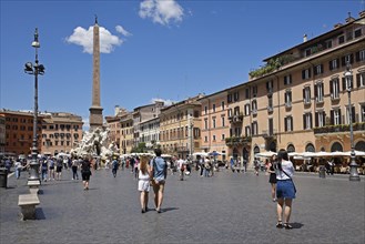Tourists at Piazza Navona