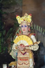 Legong trance and paradise dance performed by Panca Arta troupe