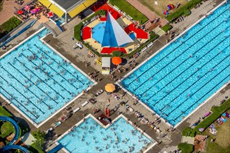 Berge open air pool