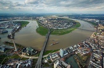 Rhine floods at the Rheinkniebrucke bridge
