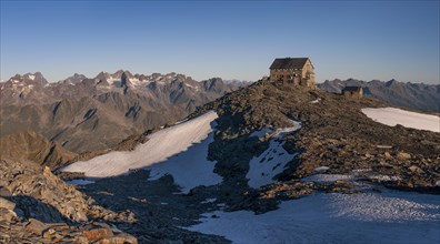 Hochstubaihutte