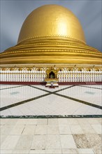 Kaunghmudaw pagoda or Yaza Mani Sula Kaunghmudaw or Rajamanicula