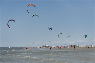 Kitesurfers