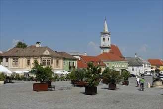 Town Hall Square with the church