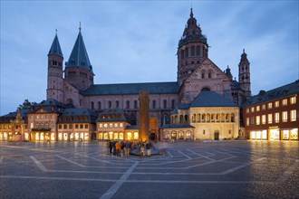 Mainz Cathedral and Heunensaule